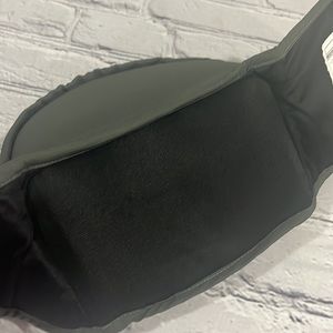 Bebear Hip Carrier .